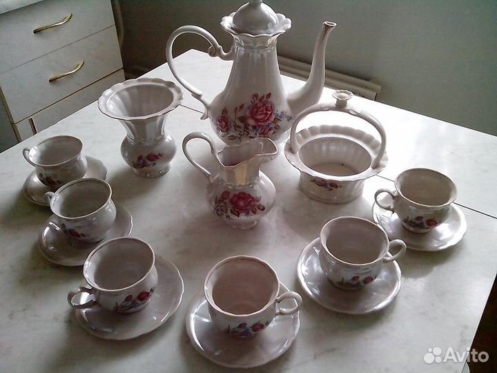 Сервиз кофейный и чайный