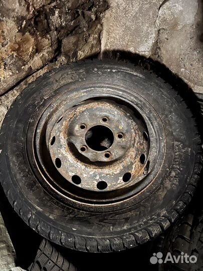 Колеса для нивы Nokian Nordman 4