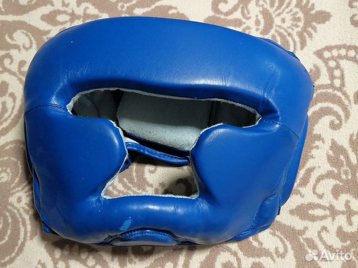 Боксерский шлем