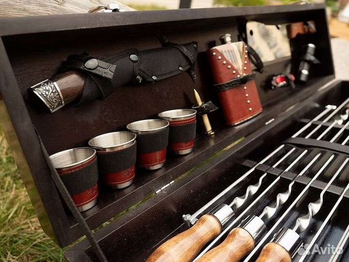 Подарочные набор в кейсе шампура