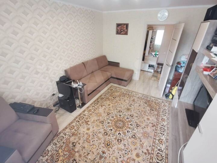 2-к. квартира, 54 м², 3/9 эт.