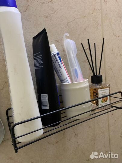 Полка для кухни или ванной настенная металлическая