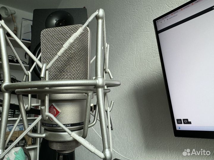 Студийный микрофон neumann tlm 103