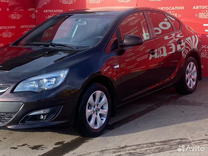 Opel Astra 1.6 МТ, 2014, 118 000 км