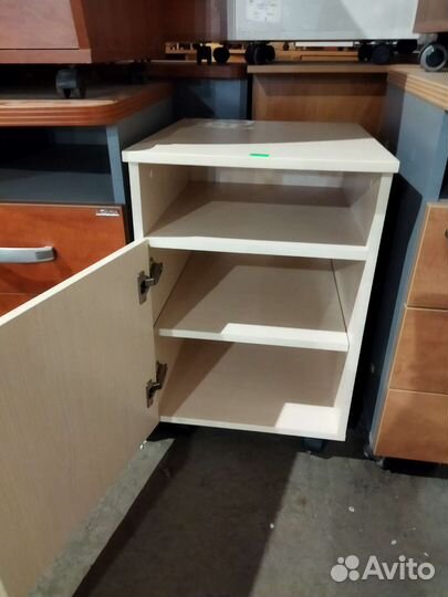 Тумба прикроватная