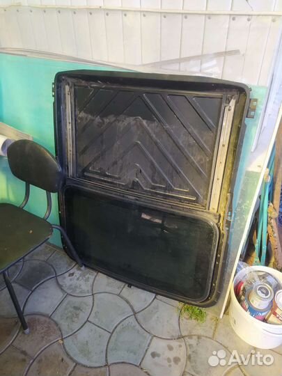 Люк на крышу