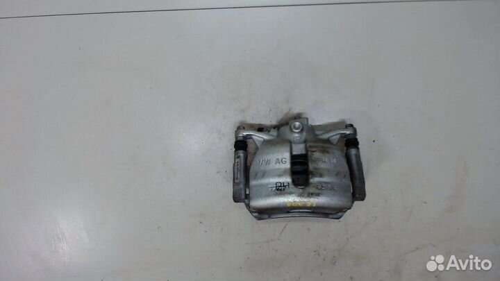 Суппорт Volkswagen Taos, 2022