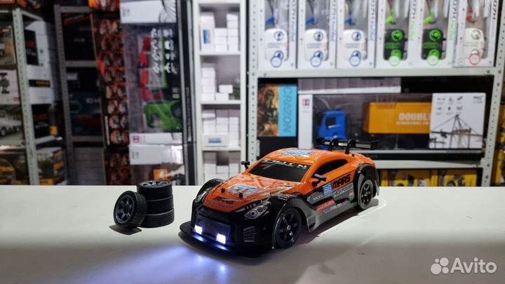 Радиоуправляемая машина для дрифта HB Nissan GTR 4