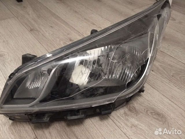 Фара левая киа Рио 4 завод стекло битое