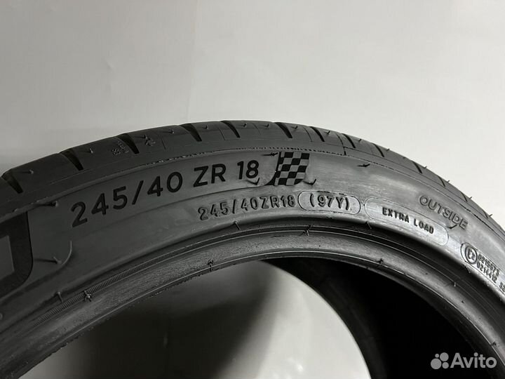 Michelin Pilot Sport 4 245/40 R18 и 275/35 R18