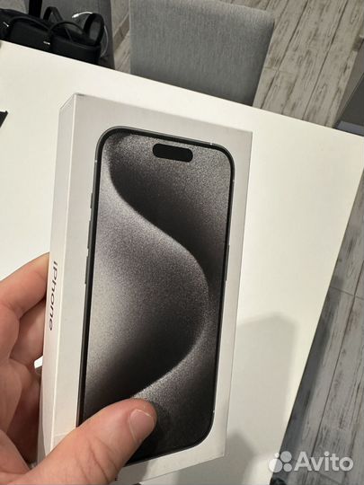 iPhone 15 Pro, 256 ГБ
