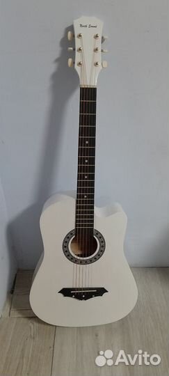 Акустическая гитара