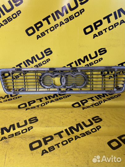 Решетка радиатора Audi 80 B4