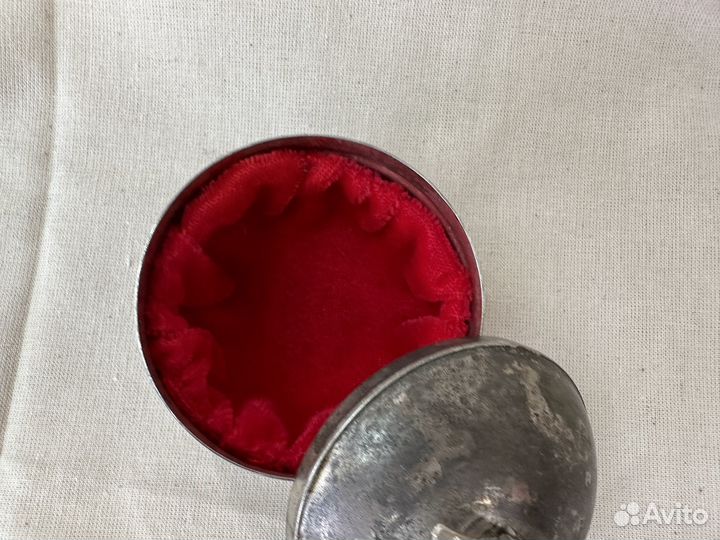 Шкатулка с бантом мельхиор чернение винтаж