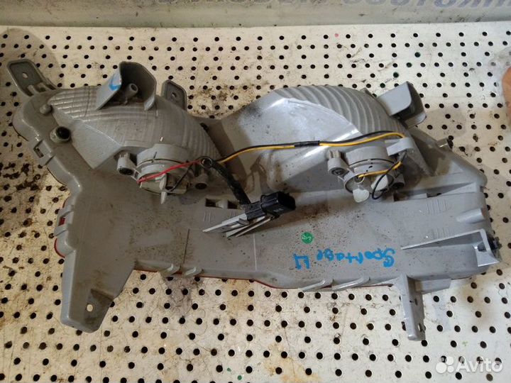 Фонарь задний левый Kia Sportage 4