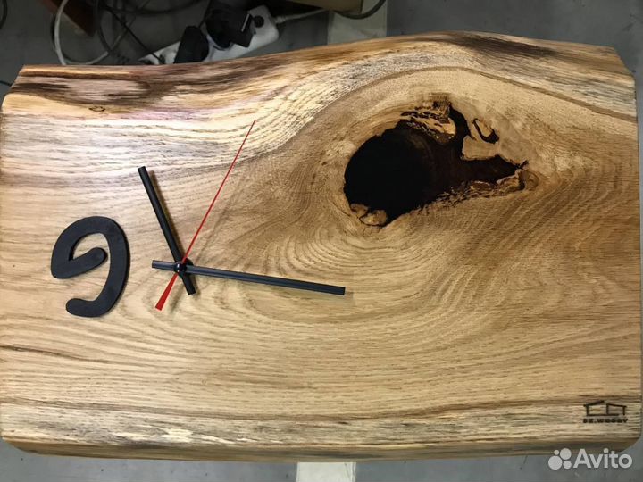 Часы из слэба дуба с тихим ходом