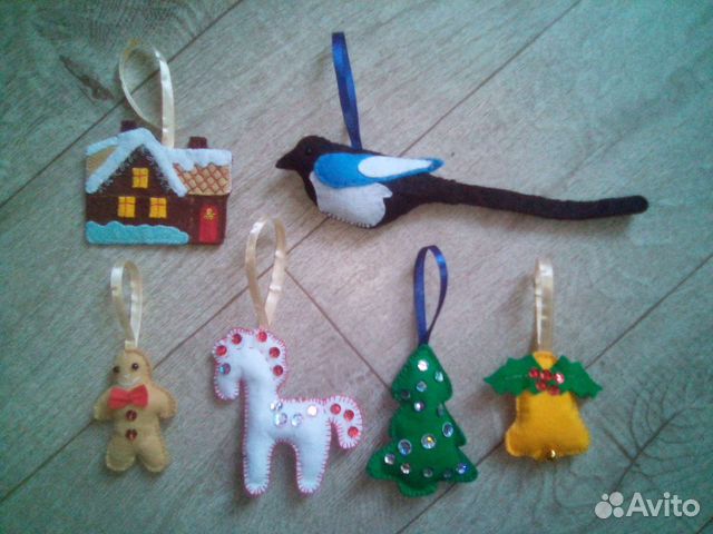 Елочные игрушки из фетра