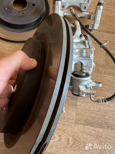 Lexus rx 300 2021 Новые задние тормоза