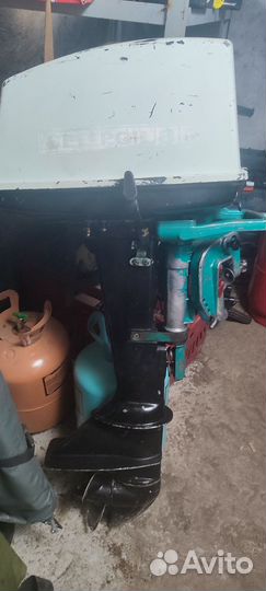 Лодочный мотор ветерок 8