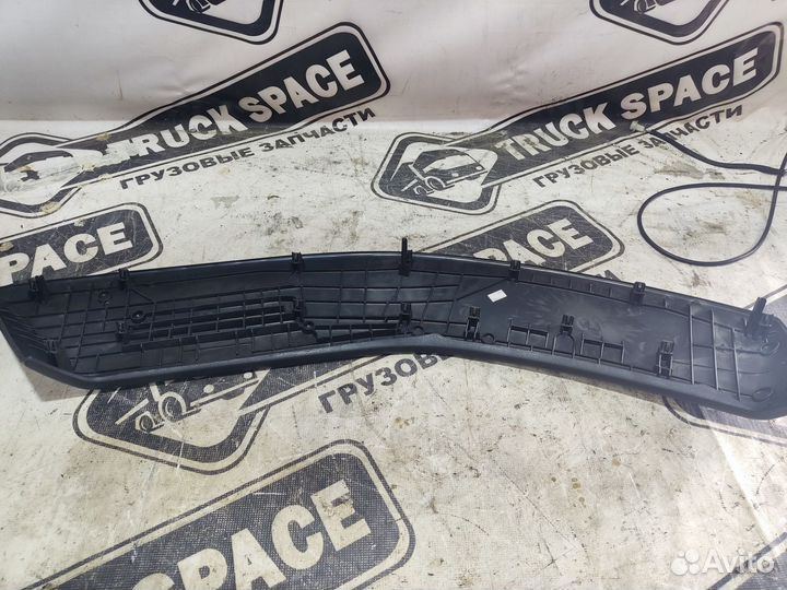 A9606802207 Пластиковая крышка торпеды Actros MP4