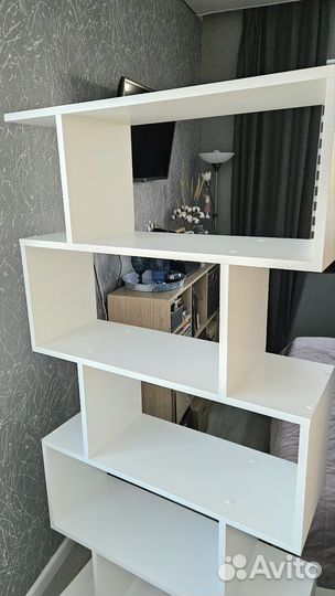 Стеллаж белый