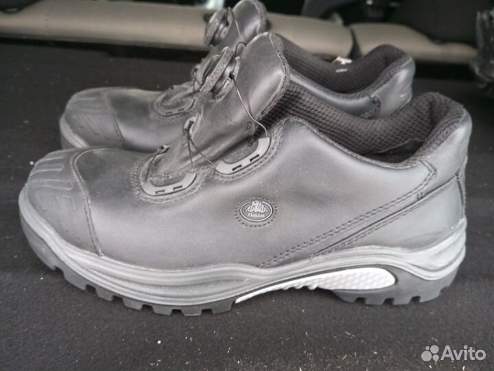 Ботинки Bata мембранные