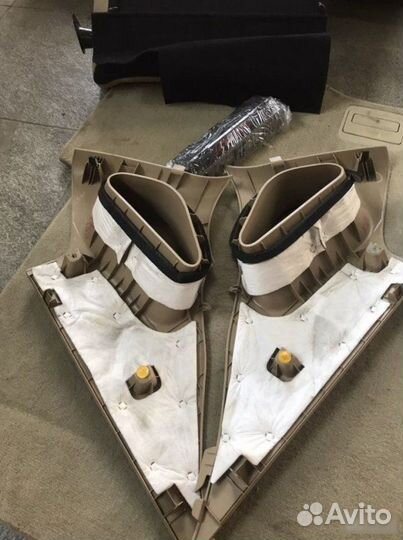 Обшивка задней форточки Hyundai Sonata 6