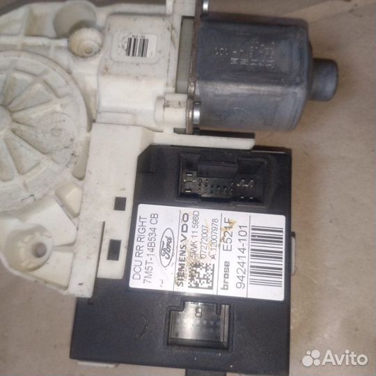 Моторчик Стеклоподъемника задний правый Ford Focus