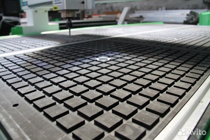 Гравировально-фрезерный станок С чпу SM2030