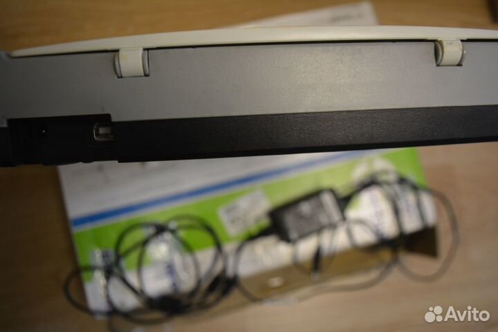 Сканер HP Scanjet G2410