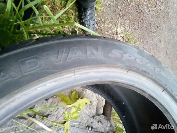 Yokohama Advan Sport V103 245/40 R19