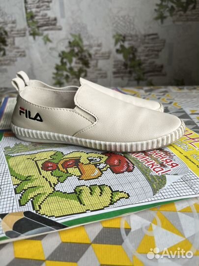 Кроссовки для девочки 33 размер