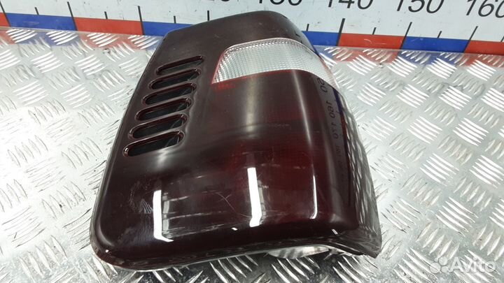 Фонарь задний правый Jeep Grand Cherokee WJ 2001