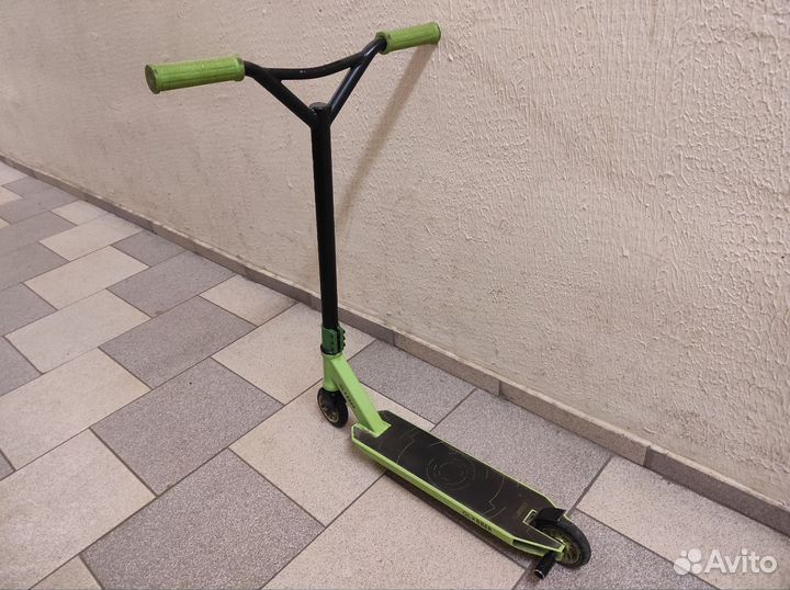Трюковой самокат б/у globber профессиональный
