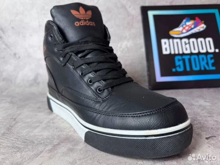 Ботинки Adidas с мехом