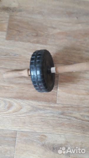 Каток гимнастический