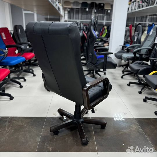 Компьютерное кресло