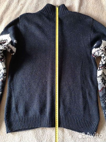 Мужской свитер на молнии