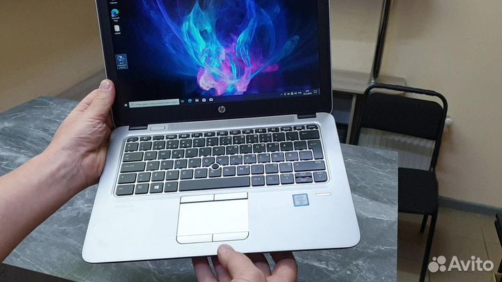 Ноутбук HP (Корпус Металл, Intel Core i5 )