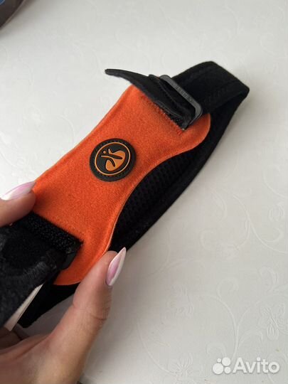 Неопреновый ортопедический наколенник