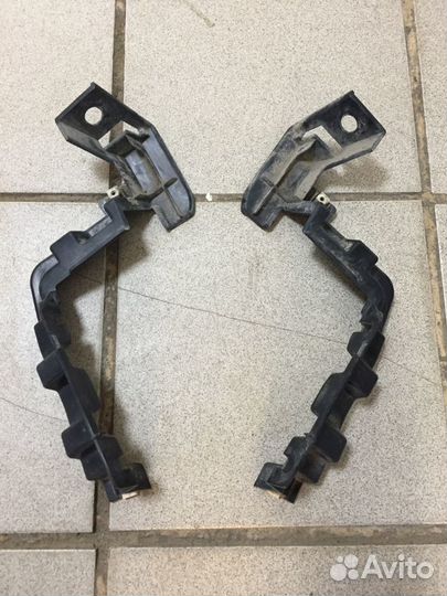 Кронштейн бампера Land Rover Range Rover Vogue IV