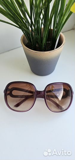 Брендовые солнцезащитные очки St.John