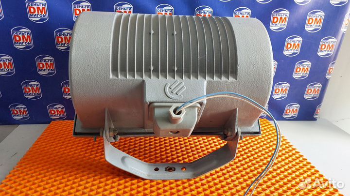 Z) прожектор уличный галогенный большой