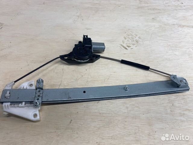 Передний Правый Стеклоподъемник Mazda CX9 2 TC