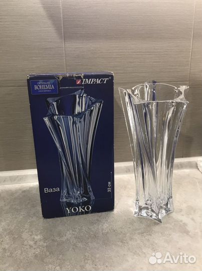 Ваза Bohemia 33см