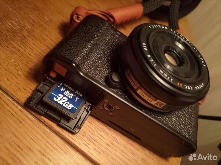 Фотоаппарат Fujifilm X-M1 + объектив XF 27mm f/2.8