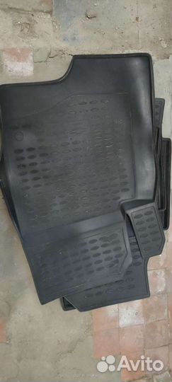 Chevrolet captiva коврики