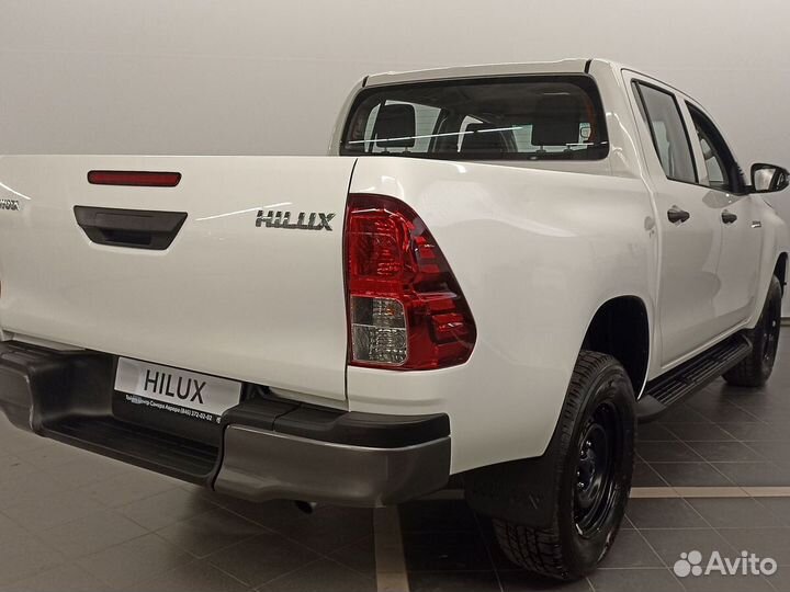 Toyota Hilux 2.4 МТ, 2023, 23 км