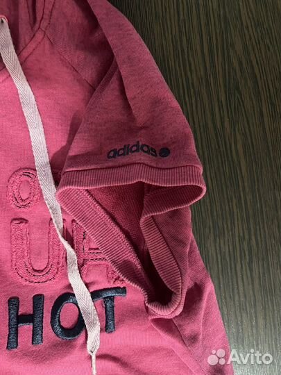 Футболка adidas neo