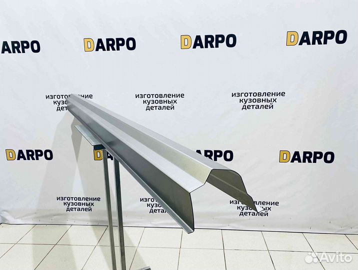 Пороги для Toyota Corolla 120 2000-2007 (E120, E130)